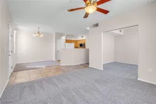 Photo #6: 2530421 Listing