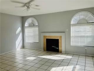 Photo #5: 2530426 Listing 