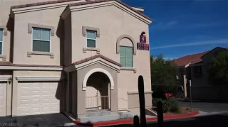 Photo #3: 2530431 Listing