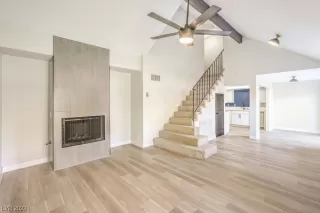 Photo #2: 2530444 Listing