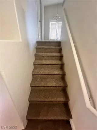 Photo #1: 2530452 Listing 