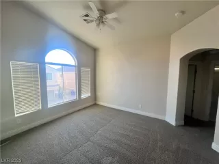 Photo #5: 2530452 Listing 