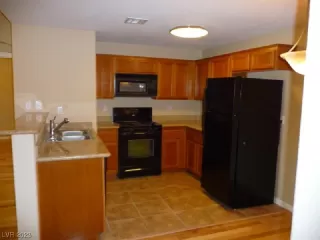 Photo #2: 2530459 Listing 