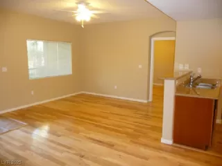 Photo #3: 2530459 Listing 