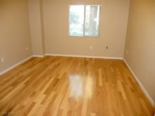 Photo #6: 2530459 Listing 