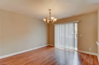 Photo #5: 2530490 Listing 