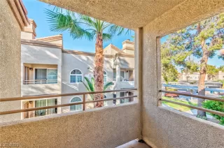 Photo #2: 2530502 Listing