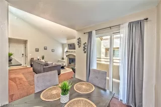 Photo #4: 2530502 Listing