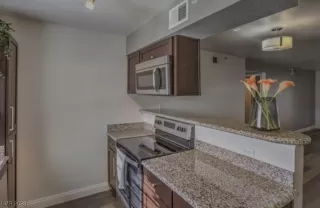 Photo #5: 2530516 Listing 