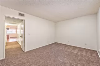 Photo #4: 2530535 Listing 