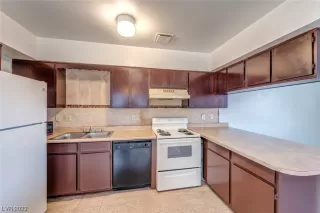 Photo #6: 2530535 Listing 