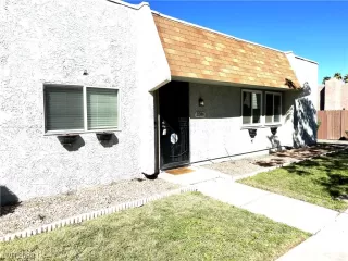 Photo #1: 2530558 Listing