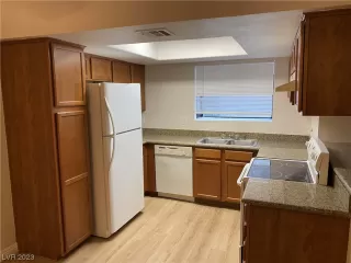 Photo #2: 2530574 Listing