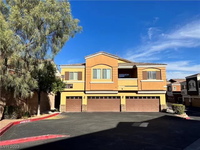 MLS: 2530577 Condo For Sale