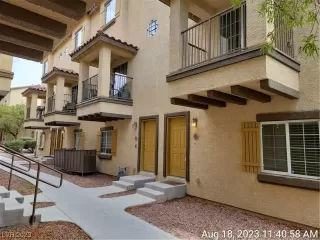 Photo #1: 2530594 Listing 