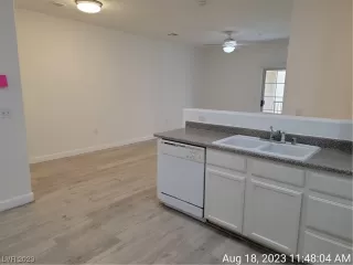 Photo #6: 2530594 Listing 