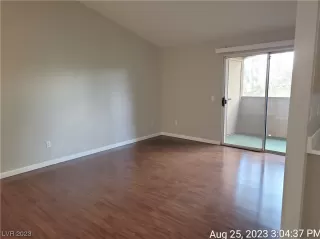 Photo #3: 2530598 Listing 