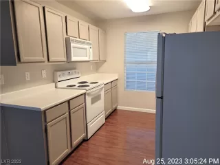 Photo #6: 2530598 Listing 