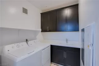 Photo #3: 2530624 Listing 