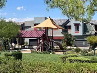 Photo #2: 2530652 Listing 