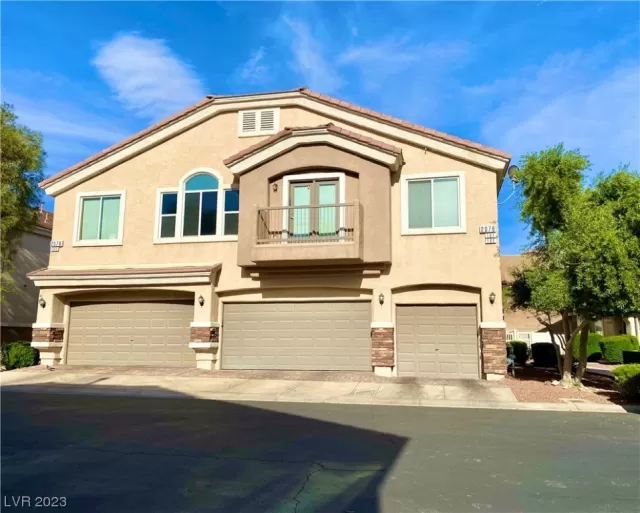 MLS: 2530705 Condo For Sale