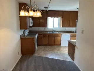 Photo #3: 2530711 Listing