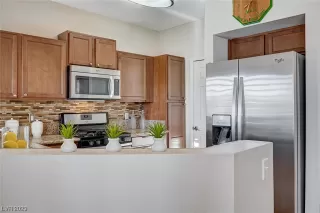 Photo #6: 2530723 Listing 