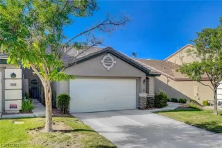 Photo #1: 2530736 Listing