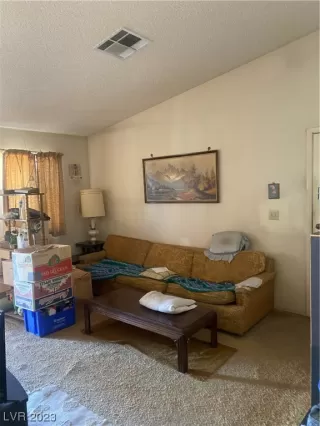 Photo #2: 2530813 Listing 