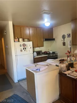 Photo #3: 2530813 Listing 