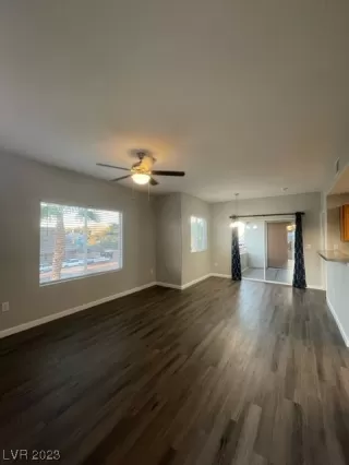 Photo #1: 2530894 Listing 