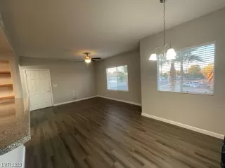 Photo #4: 2530894 Listing 