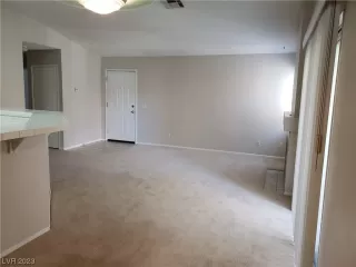 Photo #3: 2530913 Listing 