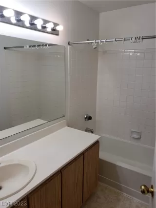 Photo #5: 2530913 Listing 