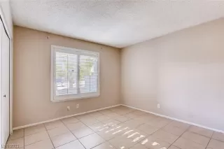 Photo #5: 2530920 Listing 