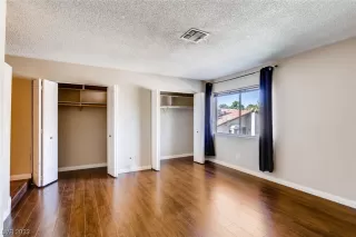 Photo #6: 2530920 Listing 