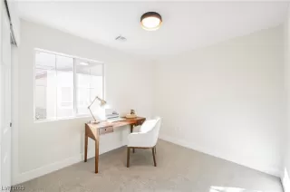 Photo #6: 2530935 Listing