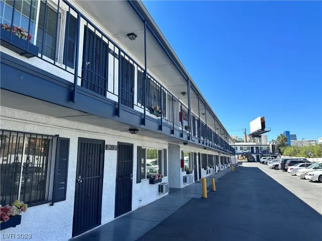 MLS: 2530941 Condo For Sale