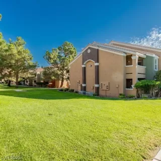 Photo #3: 2531059 Listing 