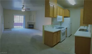 Photo #5: 2531083 Listing 