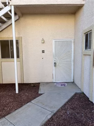Photo #1: 2531108 Listing 