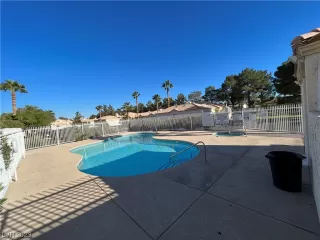Photo #2: 2531108 Listing 