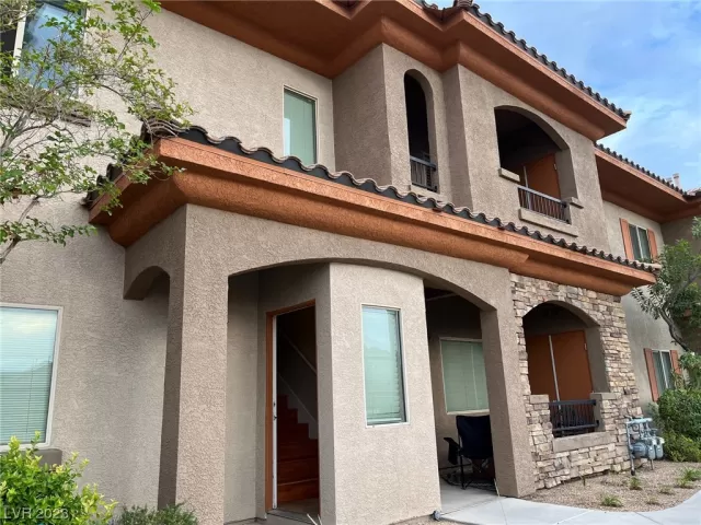 MLS: 2531111 Condo For Sale