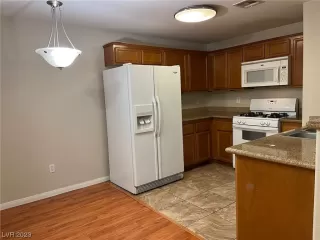 Photo #5: 2531111 Listing 