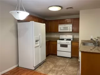 Photo #6: 2531111 Listing 