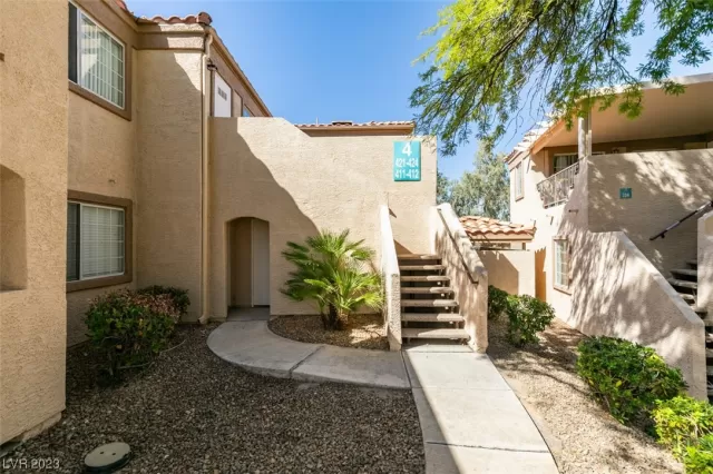 MLS: 2531113 Condo For Sale