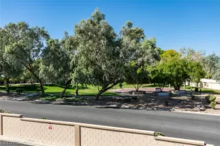 Photo #5: 2531113 Listing