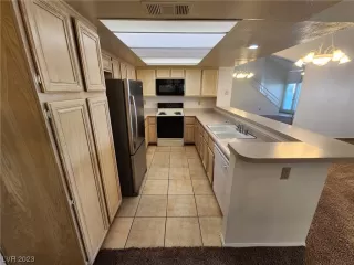 Photo #6: 2531137 Listing 