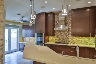 Photo #4: 2531146 Listing 