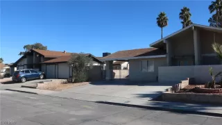 Photo #1: 2531177 Listing